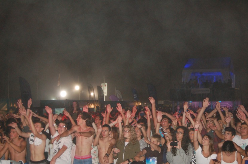 Ocean Spirit: segunda noite do festival leva 8000 pessoas a Santa Cruz