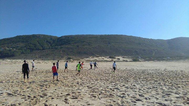 Cadetes da Academia Joaquim Agostinho em formação na Praia de Santa Rita