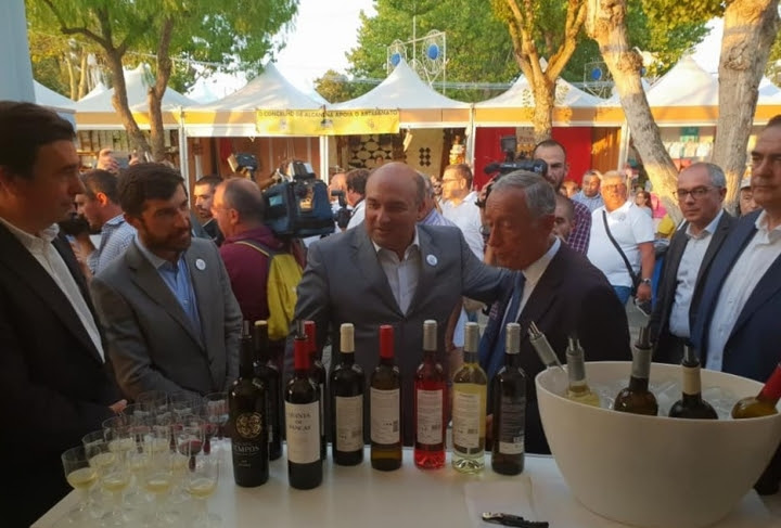 Presidente da República prova vinhos da Cidade Europeia do Vinho 2018 na Fatacil