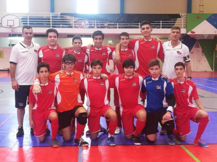 Equipa de juniores B de futsal da Casa do Benfica de Torres Vedras empata jogo contra JOMA