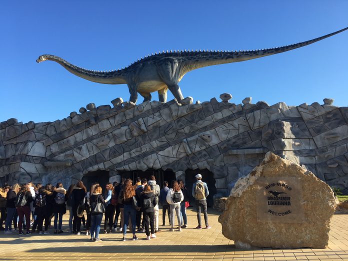 Visita ao Dino Parque conduzida por Ex-aluno ESCO