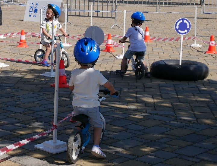 Escolas de Torres Vedras vão ensinar as crianças a andar de bicicleta