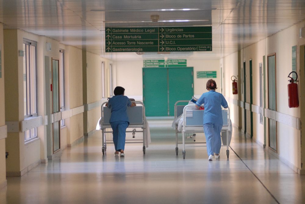 Covid-19: Três mortes em surto no Hospital de Leiria que infetou mais 16 doentes