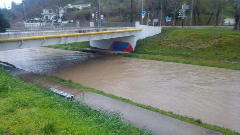 Chuva intensa provoca inundações em diversos pontos do Concelho de Torres Vedras