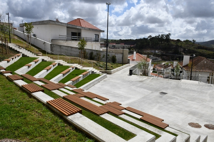 Recientemente se ha rehabilitado el entorno de los barrios de la Encosta de S. Vicente